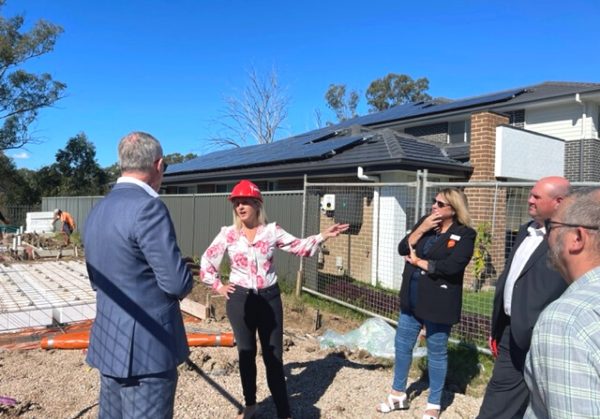 Londonderry Mp Prue Car, Youngcare’s Greg Johnson And Federal Labor Candidate Trevor Ross Specalist Disability Accomodation Hudson Homes