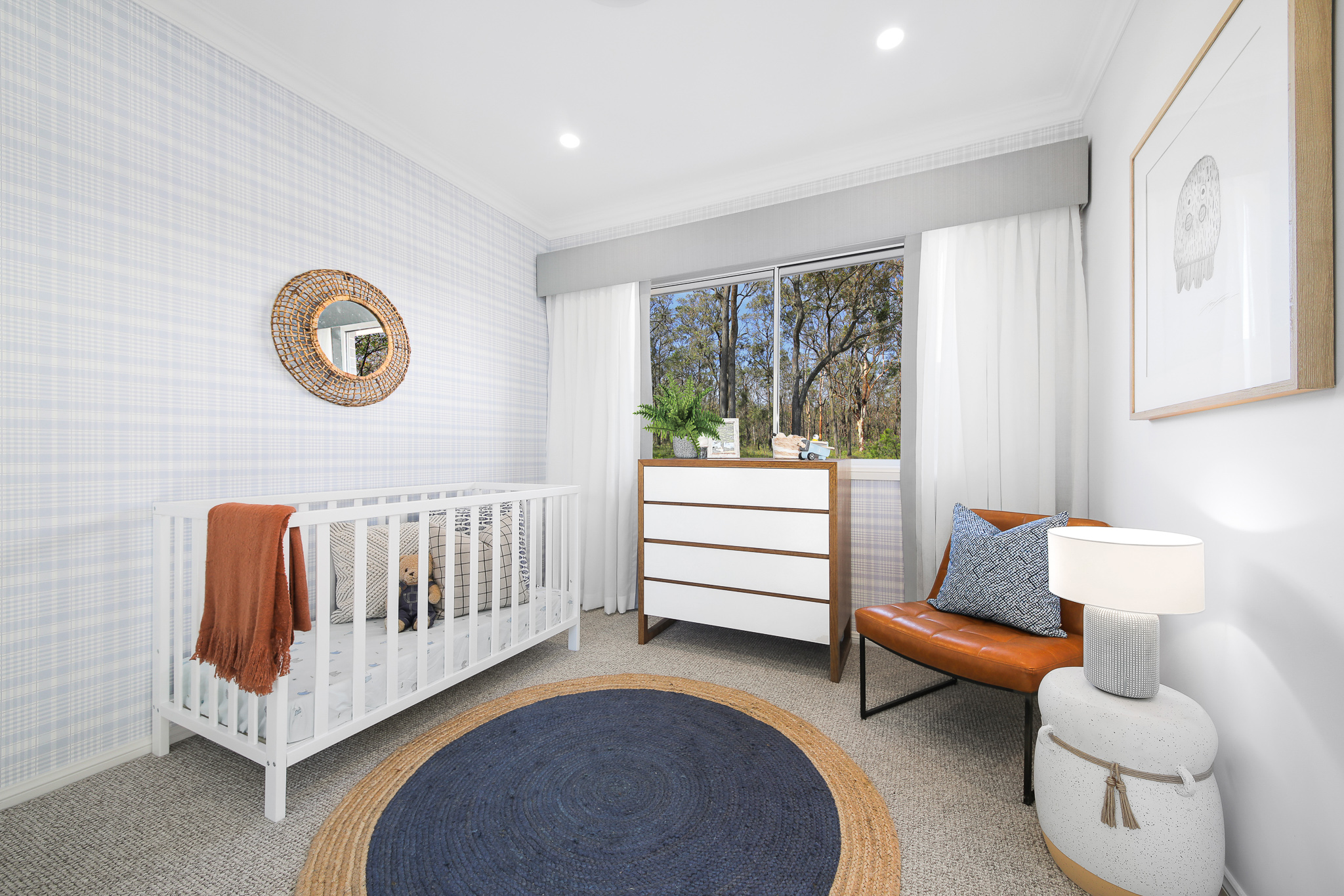 Nursery Onyx 24