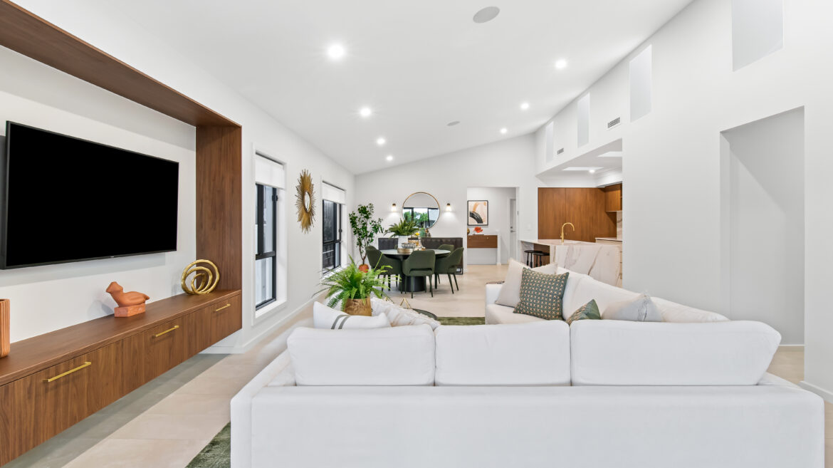 Hudson Homes Upper Kedron Qld Display Homes 2 1170x657 (2)